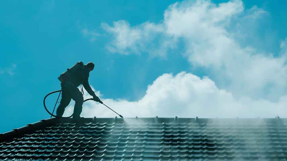 Cleaning Asphalt Shingle Roofs