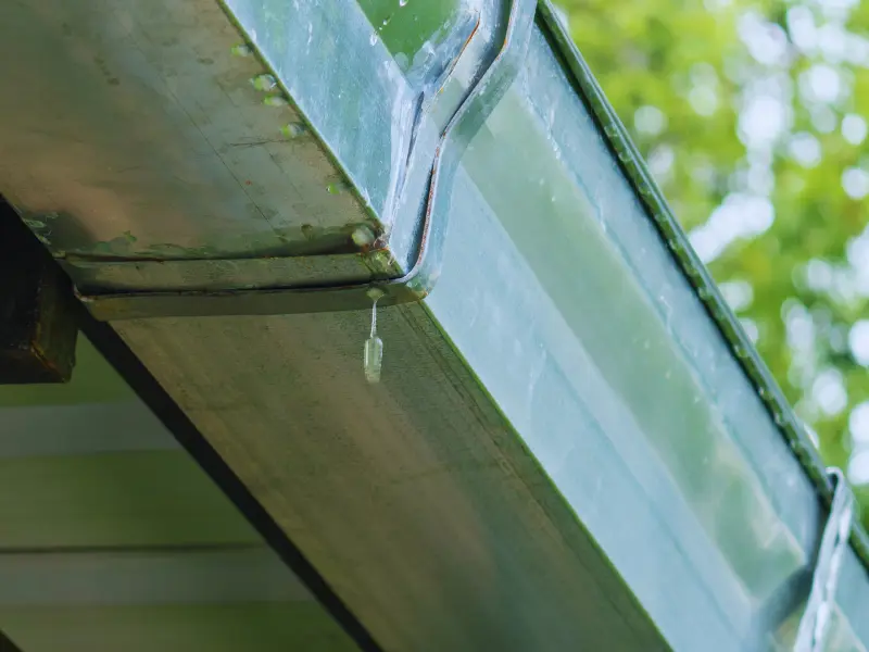 gutter joints